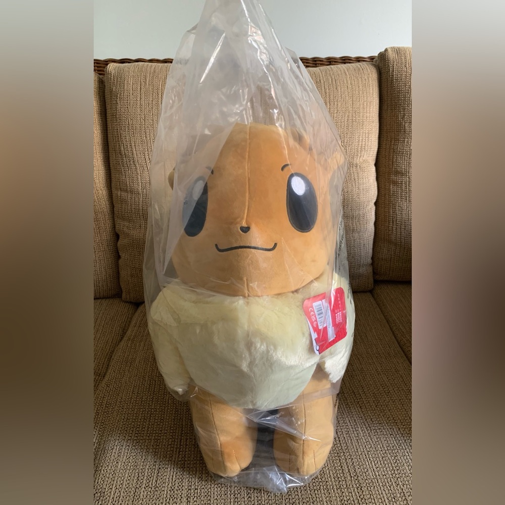 NEW Pokémon Eevee Giant Plush 24-inch Large Wicked Cool Toys Jazwares
